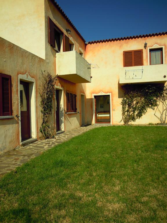 Agriturismo Candela Hotell Arzachena Exteriör bild